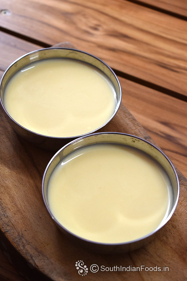 Pour into small bowl